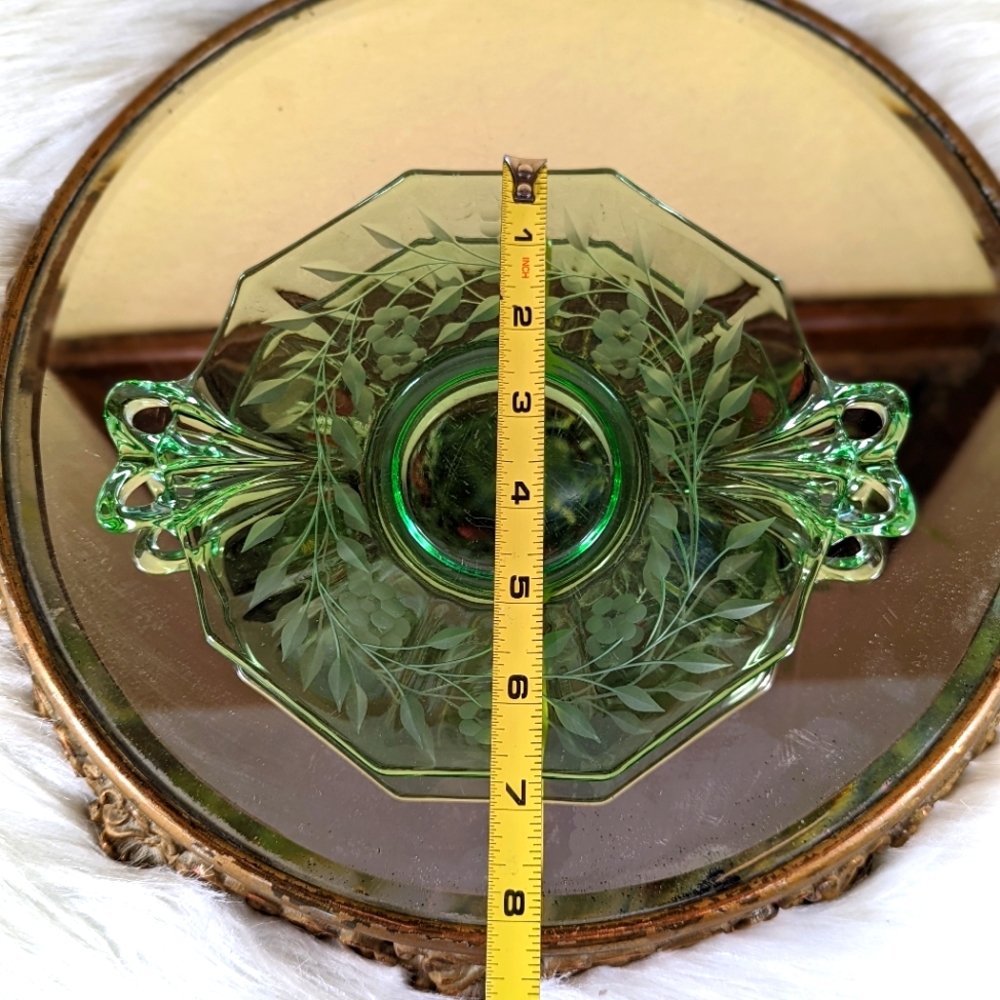 Fostoria Versailles Uranium Green Glass Small Serving Or Trinket Dish Plate Vtg - Picture 5 of 5